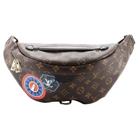 louis vuitton bumbag world tour